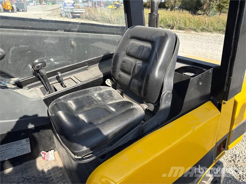 JCB 300 Telehandler (Inoperable) مناولات متداخلة