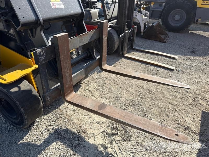 JCB 300 Telehandler (Inoperable) مناولات متداخلة