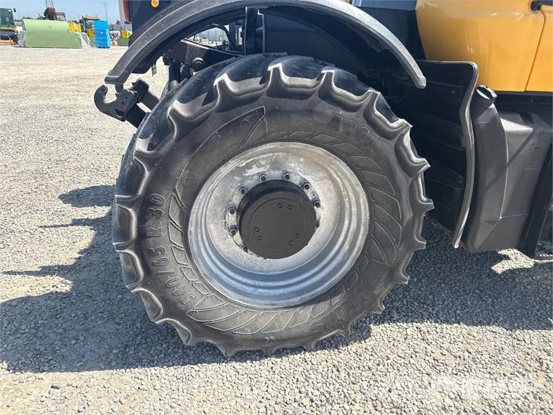 JCB 3190 4WD Tractor Traktori
