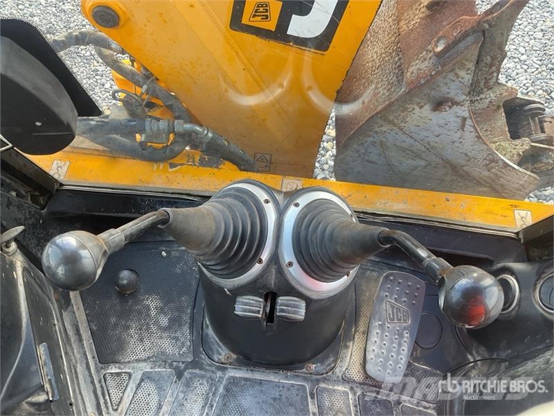 JCB 3CX Backhoe loaders