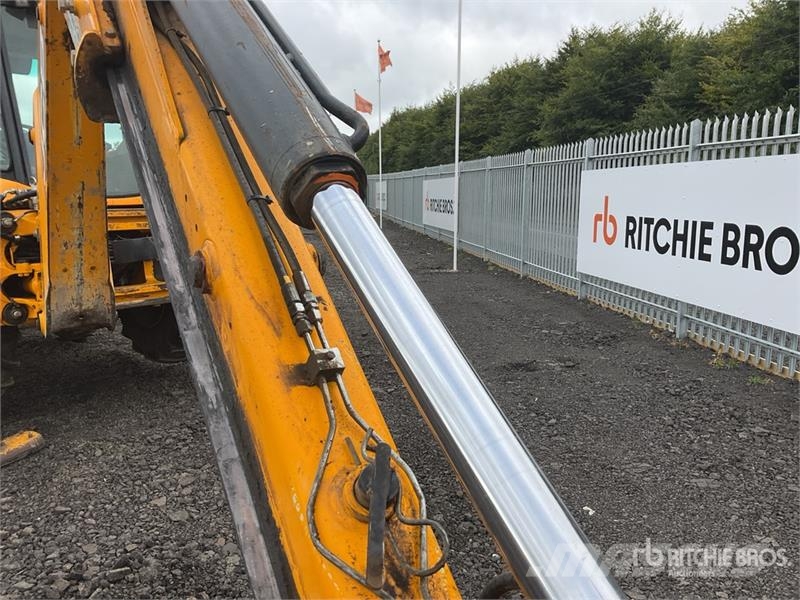 JCB 3CX Baggerlader