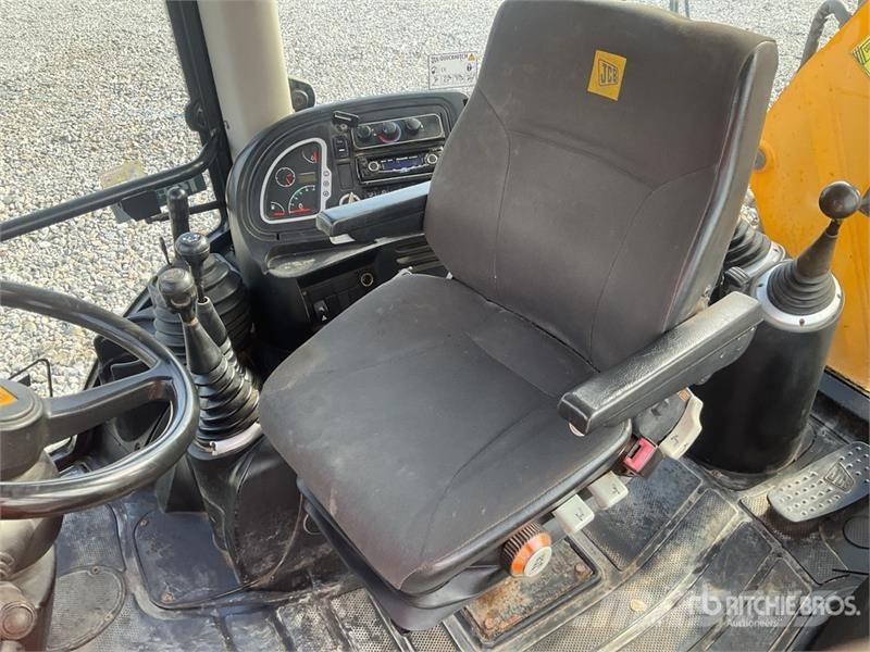 JCB 3CX Backhoe loaders