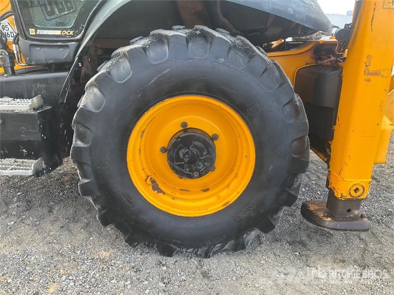 JCB 3CX Backhoe loaders