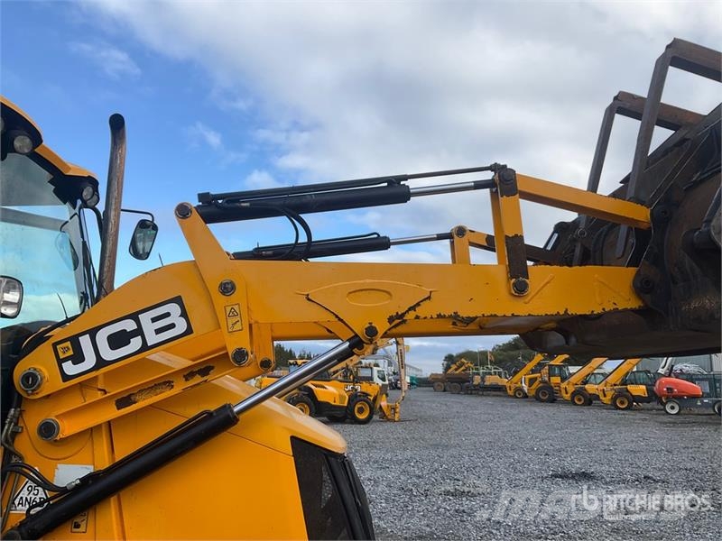JCB 3CX Backhoe loaders
