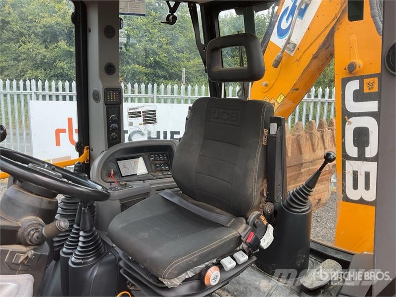 JCB 3CX Baggerlader