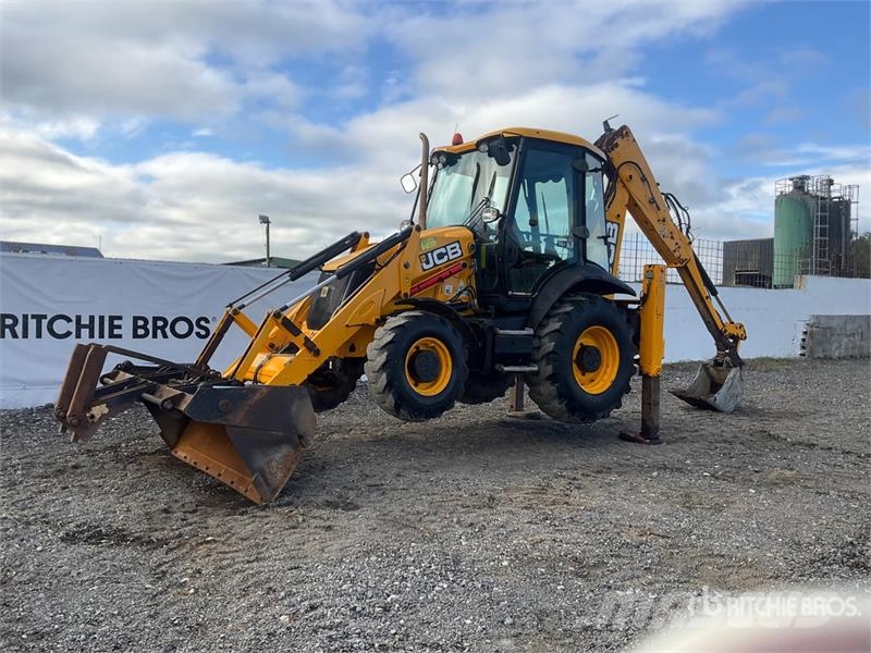 JCB 3CX Backhoe loaders