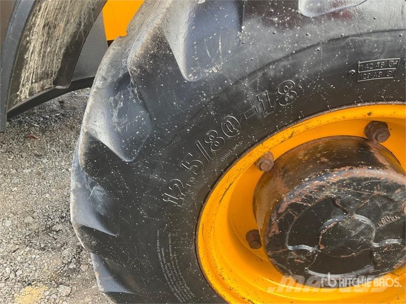 JCB 3CX Backhoe loaders