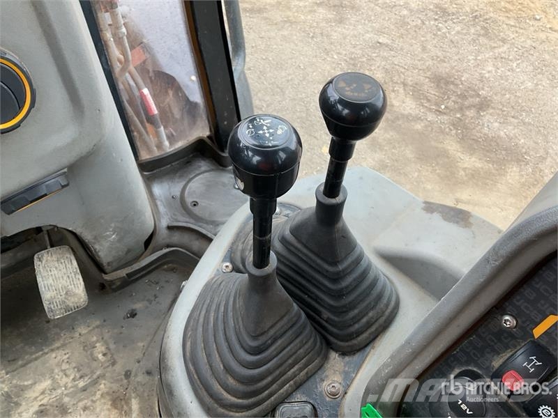 JCB 3CX Compact 4x4 Backhoe Loader Baggerlader