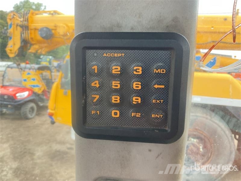 JCB 3CX Compact 4x4 Backhoe Loader Baggerlader