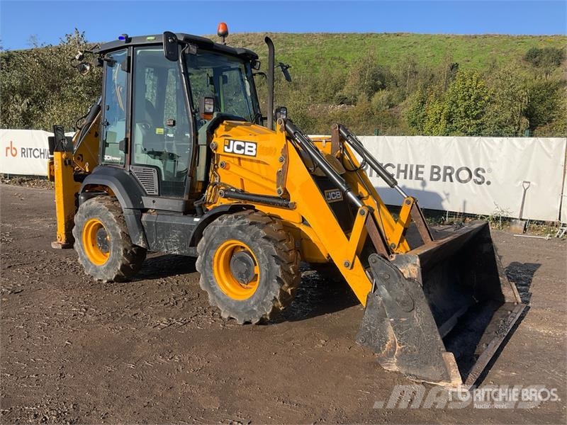 JCB 3CX Compact Backhoe Loader Ekskavatori-iekrāvēji