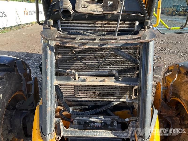 JCB 3CX Compact Backhoe Loader Ekskavatori-iekrāvēji
