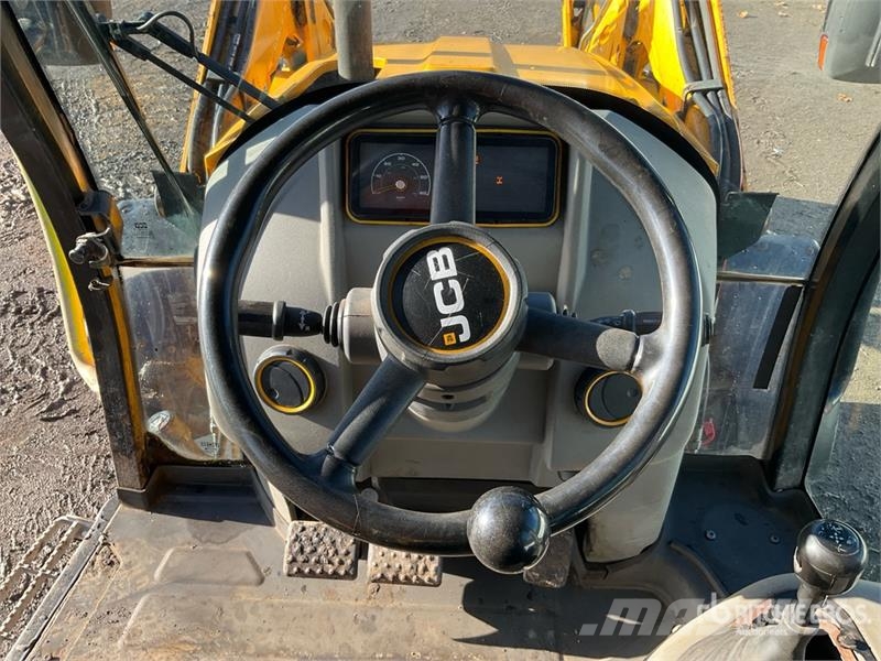 JCB 3CX Compact Backhoe Loader Ekskavatori-iekrāvēji