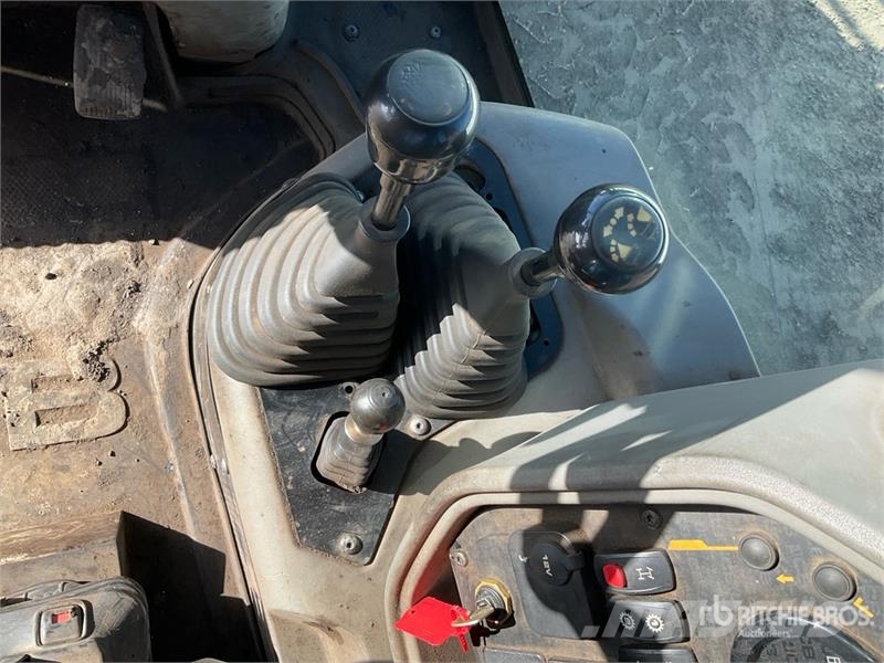 JCB 3CX Compact Backhoe Loader Rendegravere