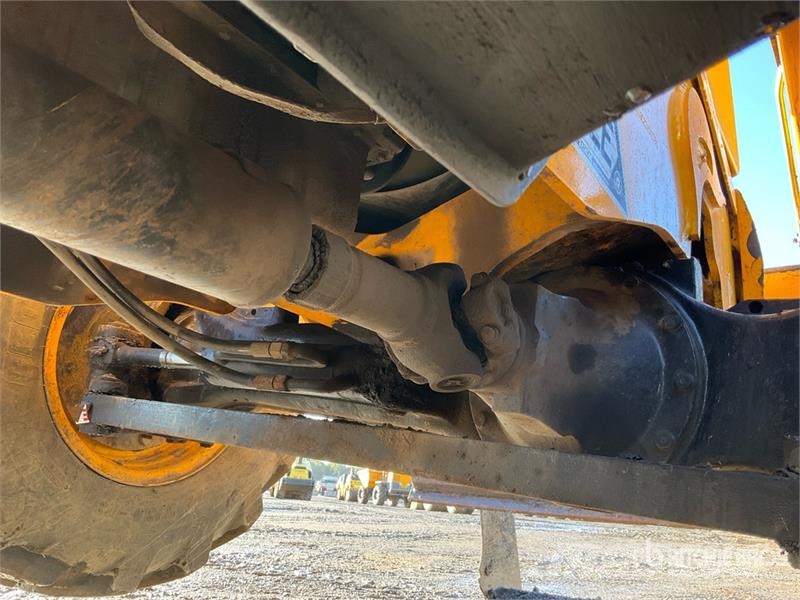 JCB 3CX Compact Backhoe Loader Ekskavatori-iekrāvēji