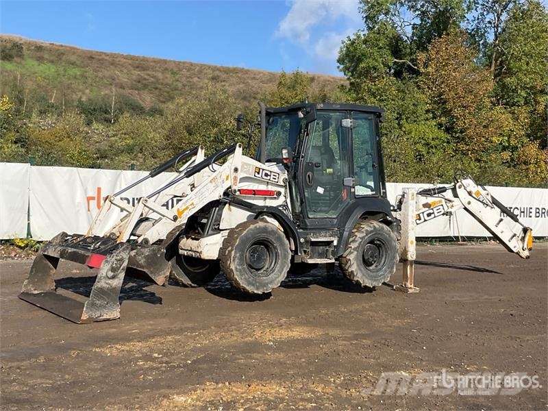 JCB 3CX Compact Backhoe Loader Rendegravere