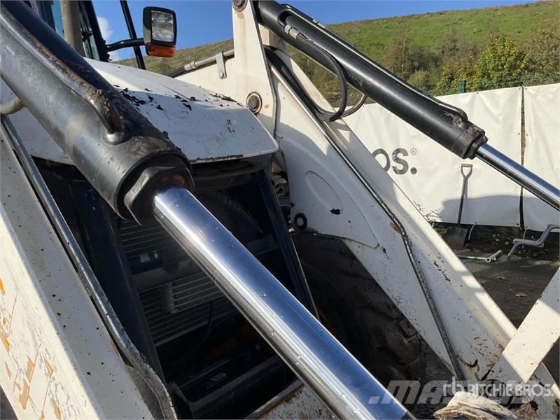 JCB 3CX Compact Backhoe Loader Rendegravere