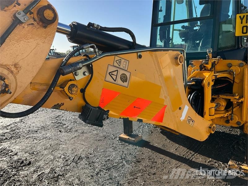 JCB 3CX Compact Backhoe Loader Ekskavatori-iekrāvēji