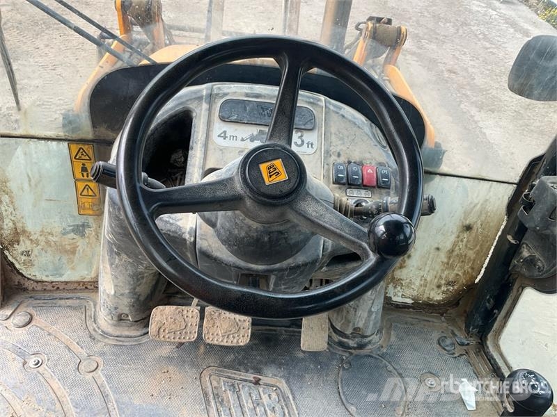 JCB 3CX Sitemaster 4x4 Backhoe Loader Backhoe loaders