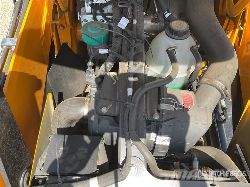 JCB 3DX Backhoe loaders