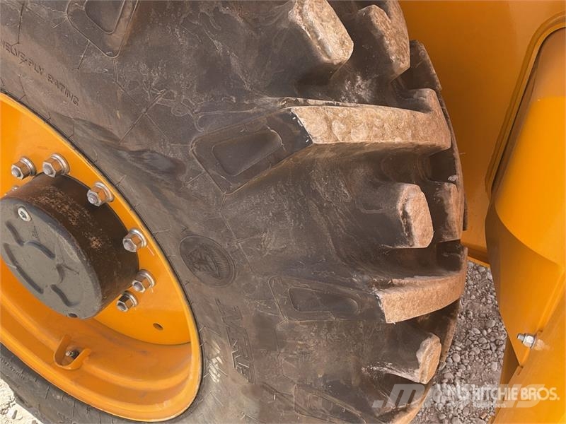 JCB 3DX Backhoe loaders