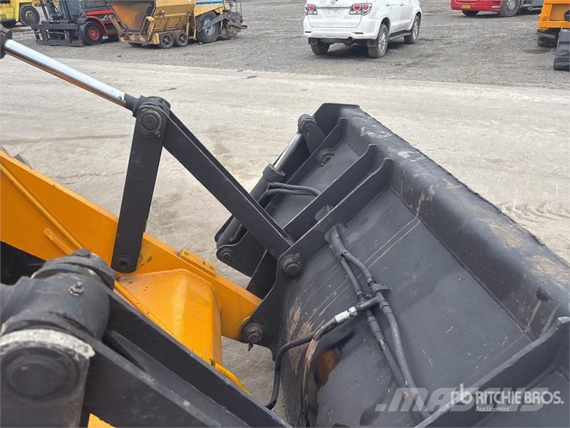 JCB 3DX Terne