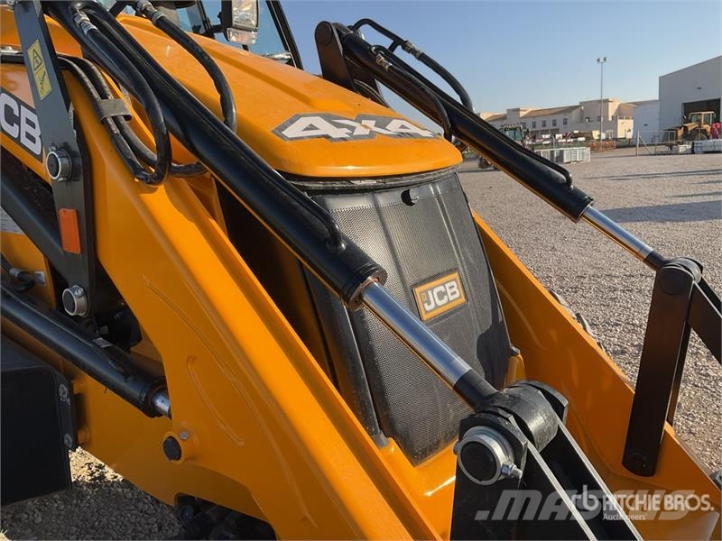JCB 3DX Backhoe loaders