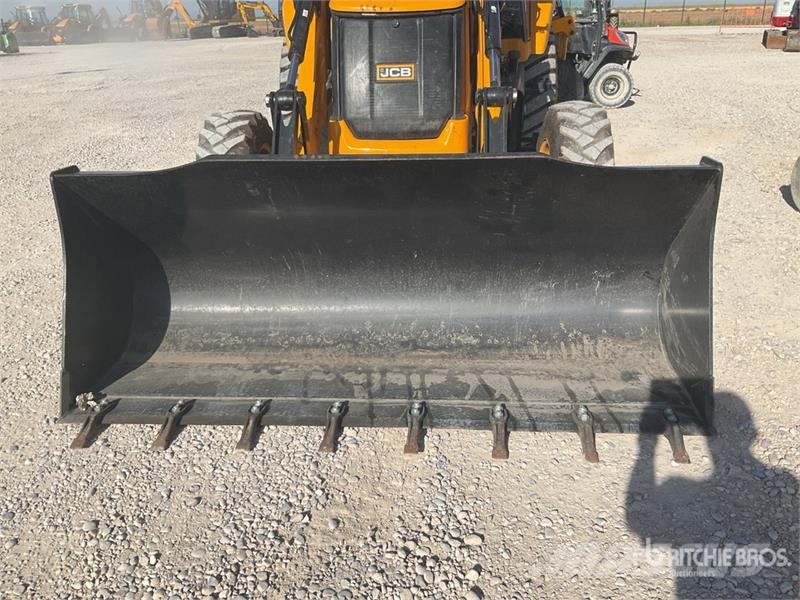 JCB 3DX Backhoe loaders
