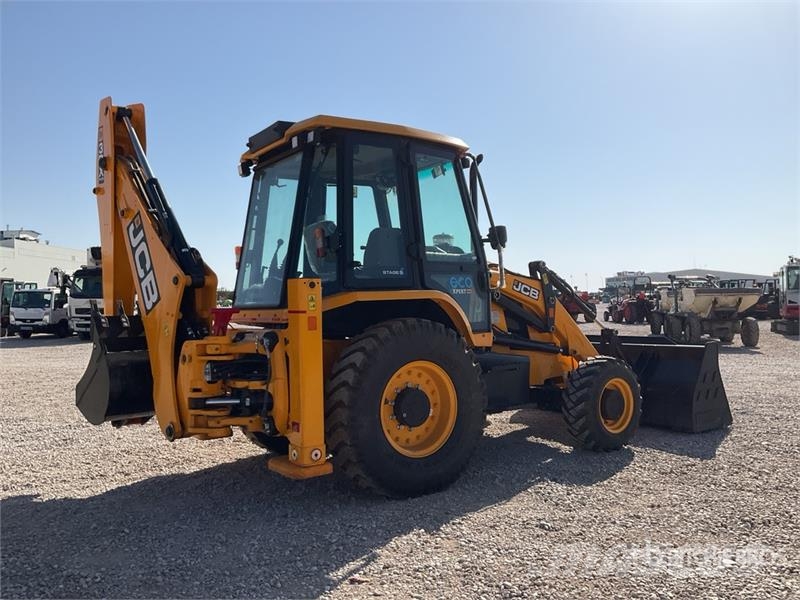 JCB 3DX Backhoe loaders