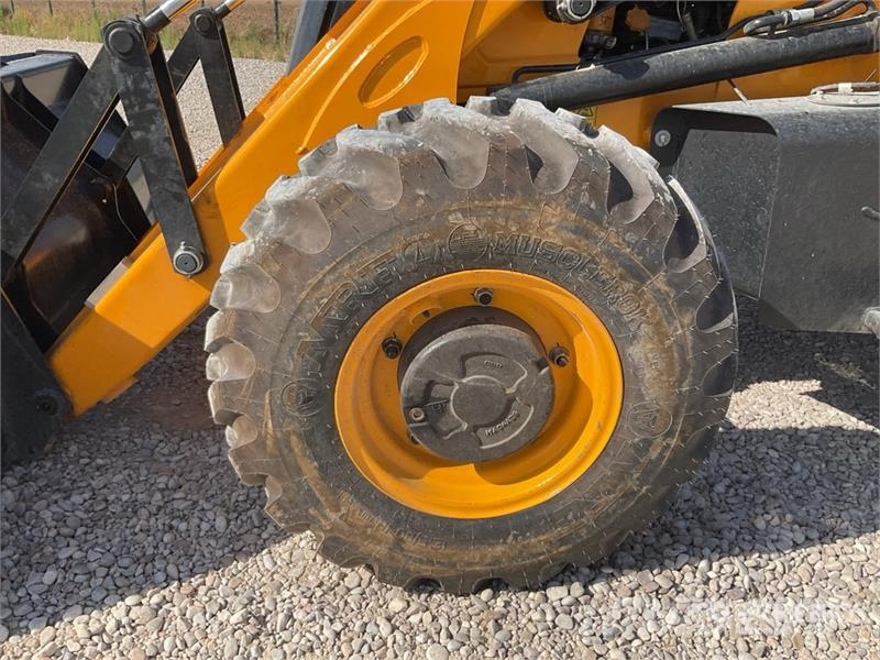 JCB 3DX Backhoe loaders