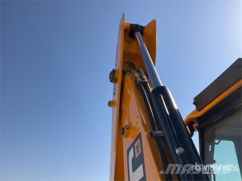 JCB 3DX Backhoe loaders
