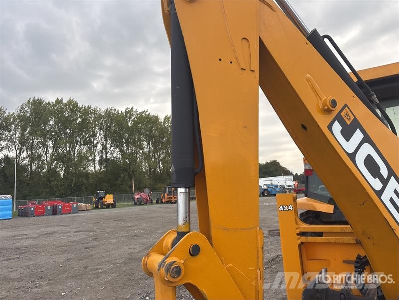 JCB 3DX Terne