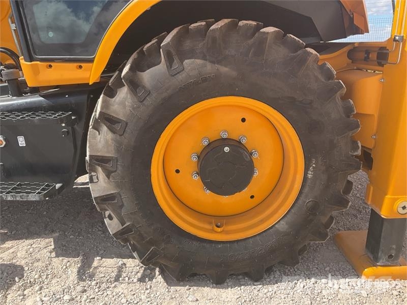 JCB 3DX Backhoe loaders