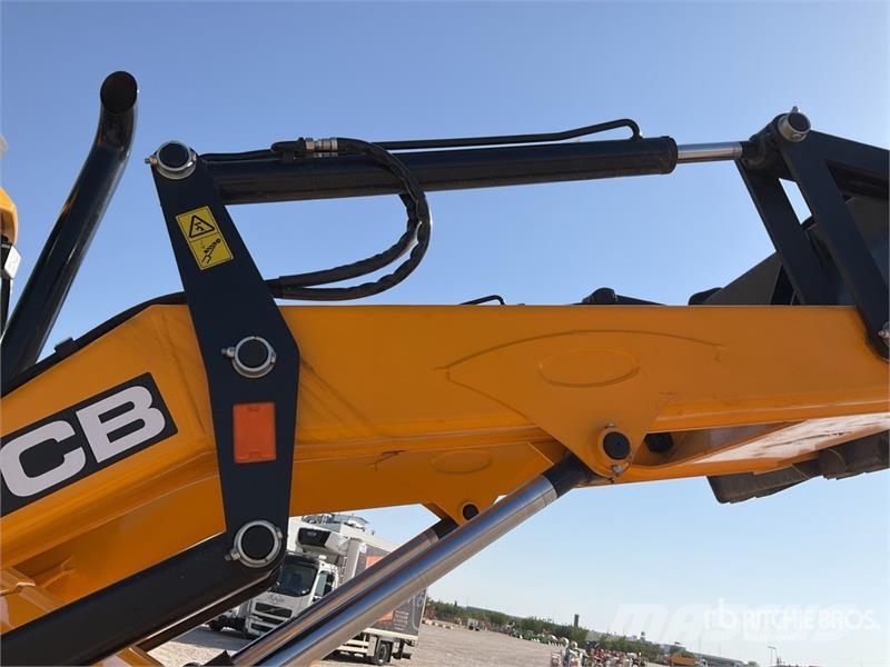 JCB 3DX Backhoe loaders