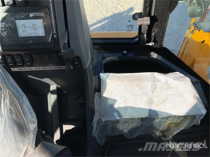 JCB 3DX Backhoe loaders