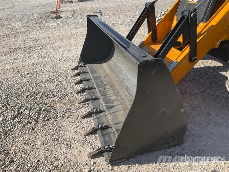 JCB 3DX Backhoe loaders