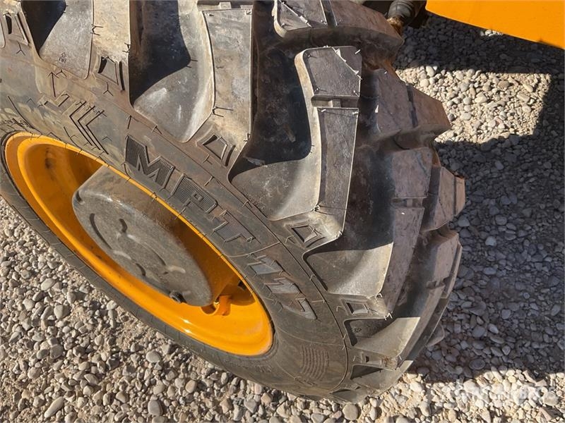 JCB 3DX Backhoe loaders