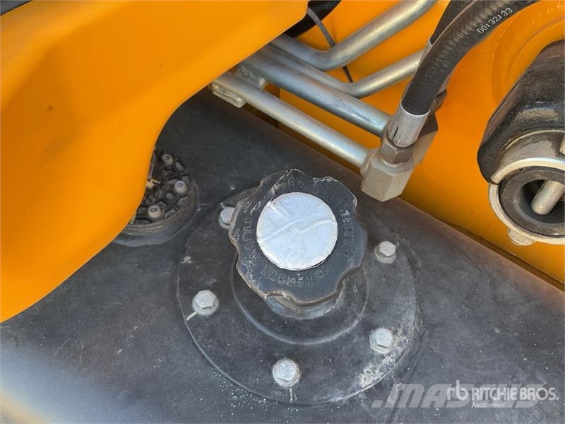 JCB 3DX Backhoe loaders