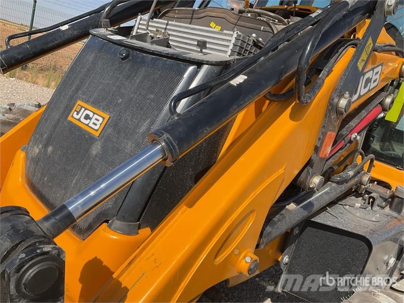 JCB 3DX Backhoe loaders