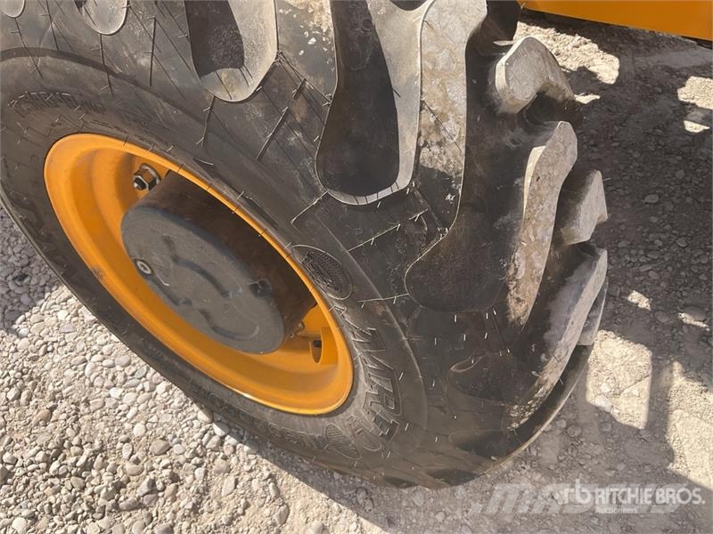 JCB 3DX Backhoe loaders