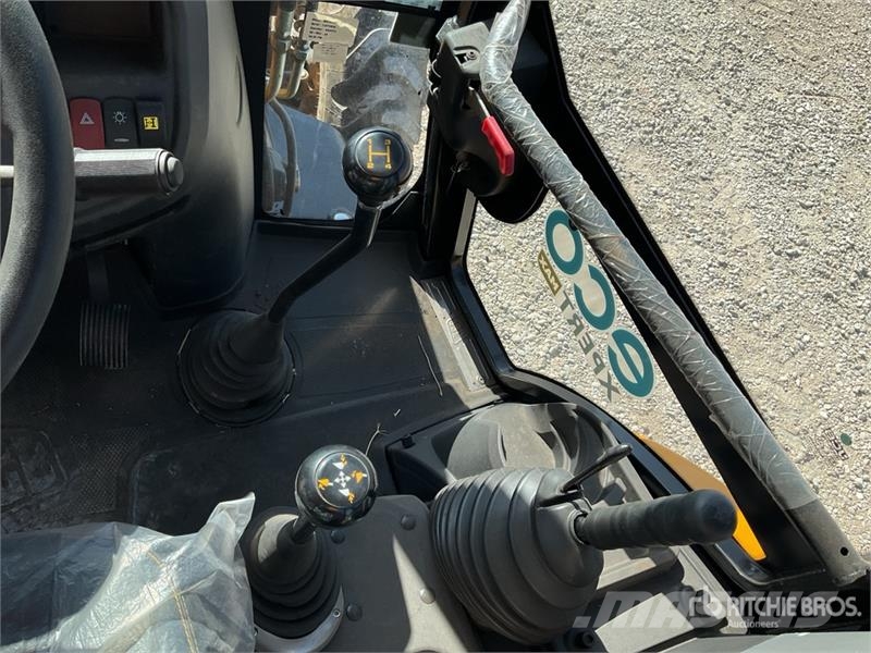 JCB 3DX Backhoe loaders