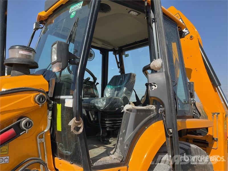 JCB 3DX Backhoe loaders