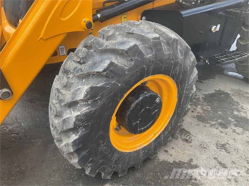 JCB 3DX Ekskavaatorlaadurid