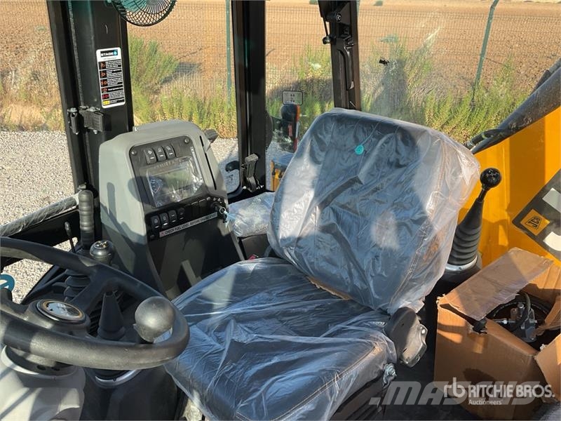 JCB 3DX Backhoe loaders
