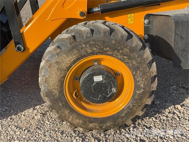 JCB 3DX Backhoe loaders