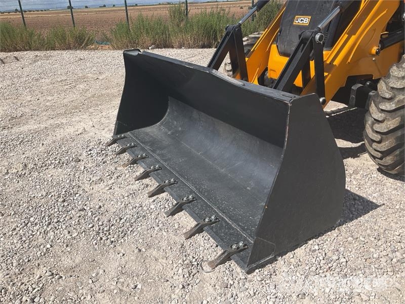 JCB 3DX Backhoe loaders