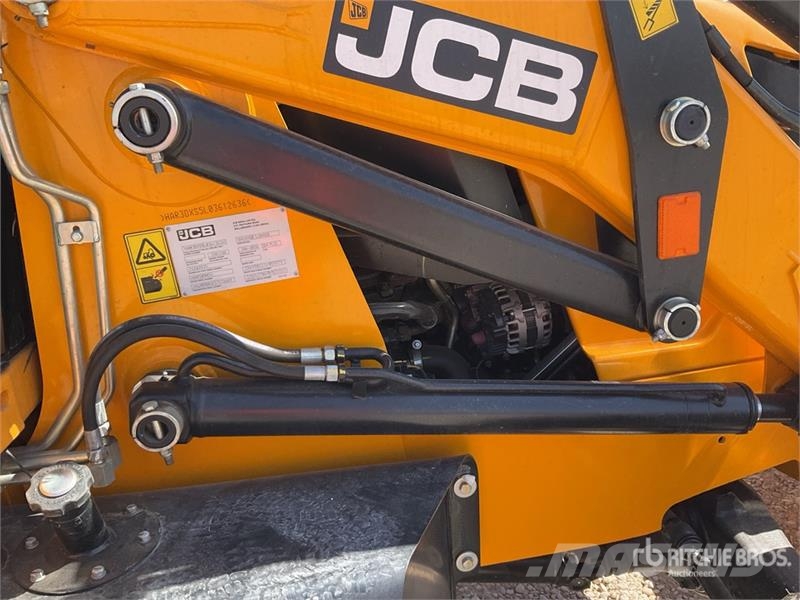 JCB 3DX Backhoe loaders
