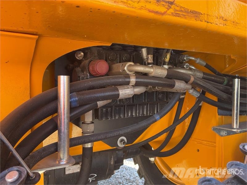 JCB 3DX Backhoe loaders