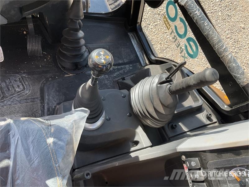 JCB 3DX Backhoe loaders