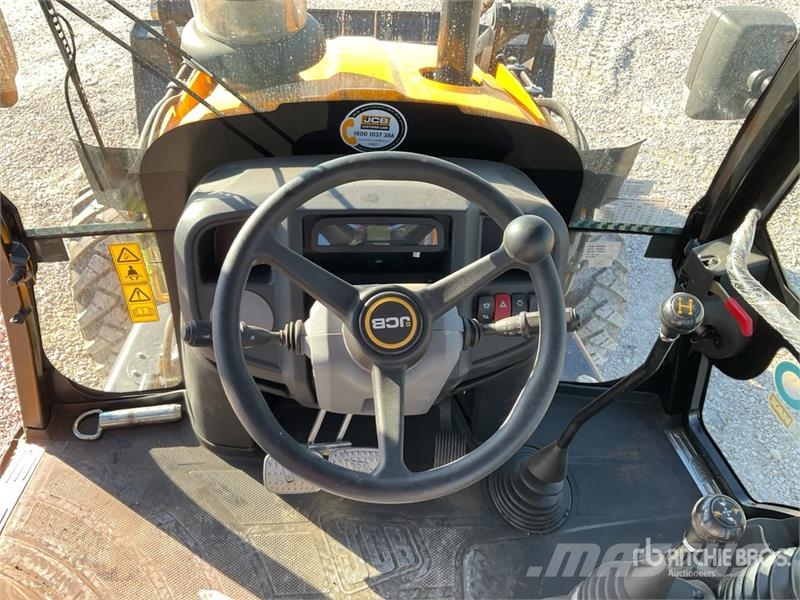 JCB 3DX Backhoe loaders