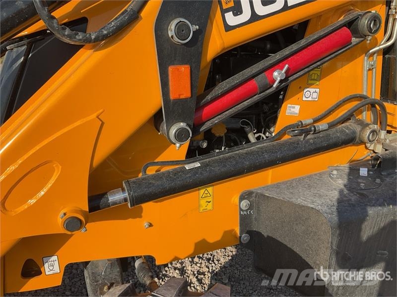 JCB 3DX Backhoe loaders